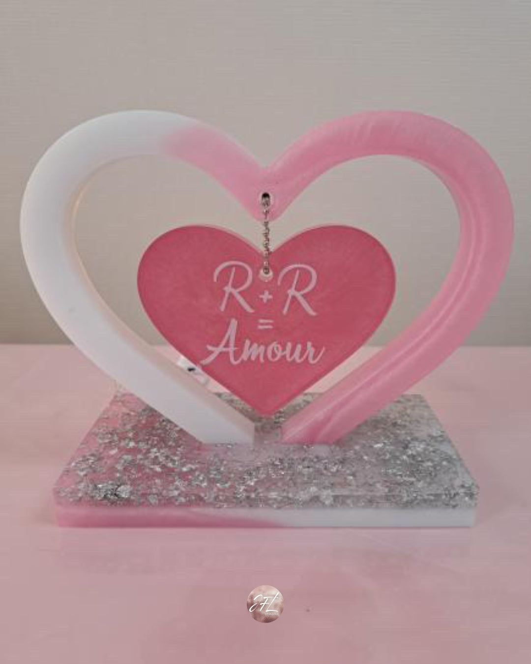 Coeur hommage suspendu