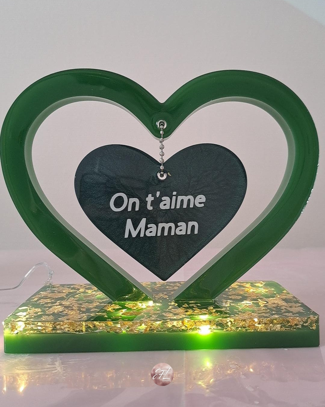 Coeur hommage suspendu