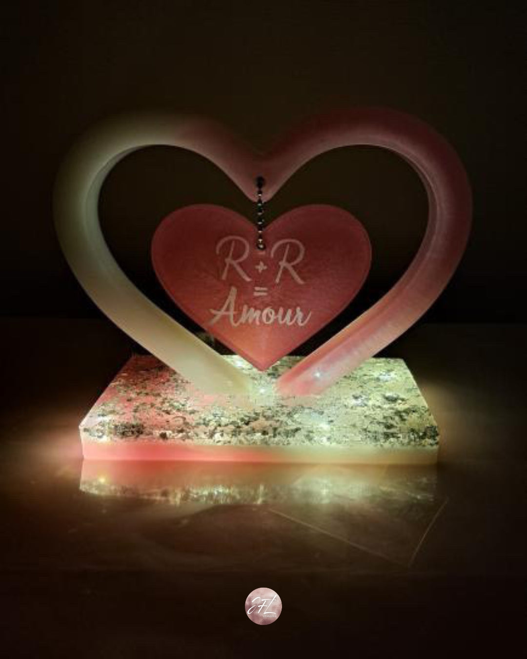 Coeur hommage suspendu